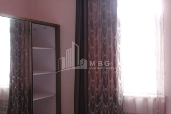 For Rent House - Villa, in Airport Settlement