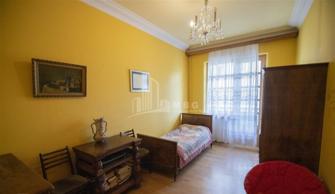 For Sale Flat, in Saburtalo