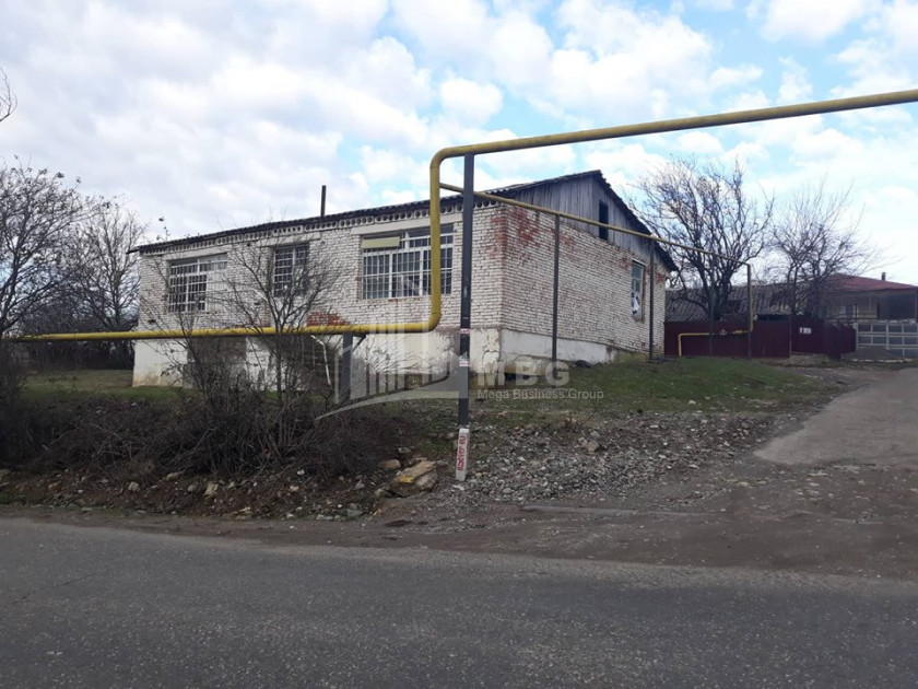 For Sale Building Commercial, in Village Dilikauri