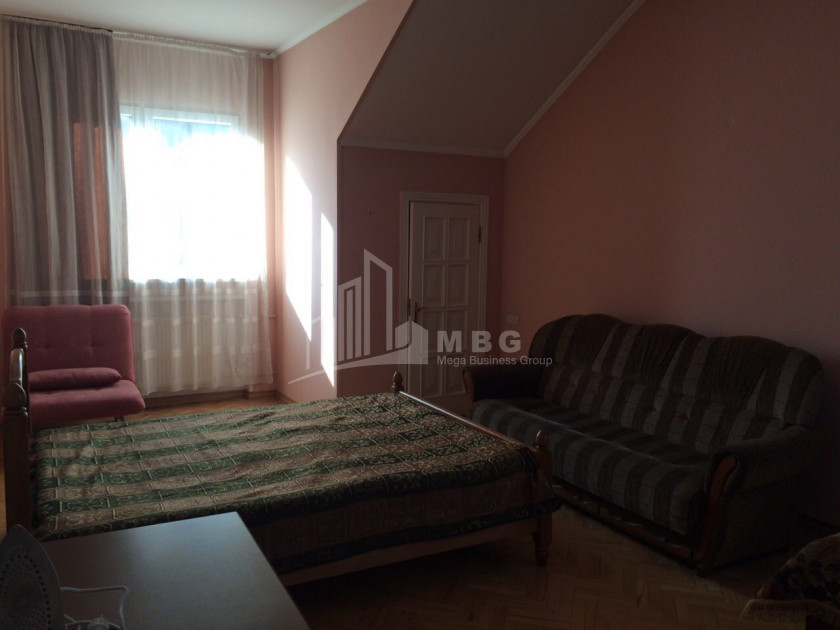 For Rent Flat, in Mtatsminda