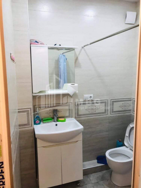 Lease Flat, in Surrounding area of metro Guramishvili