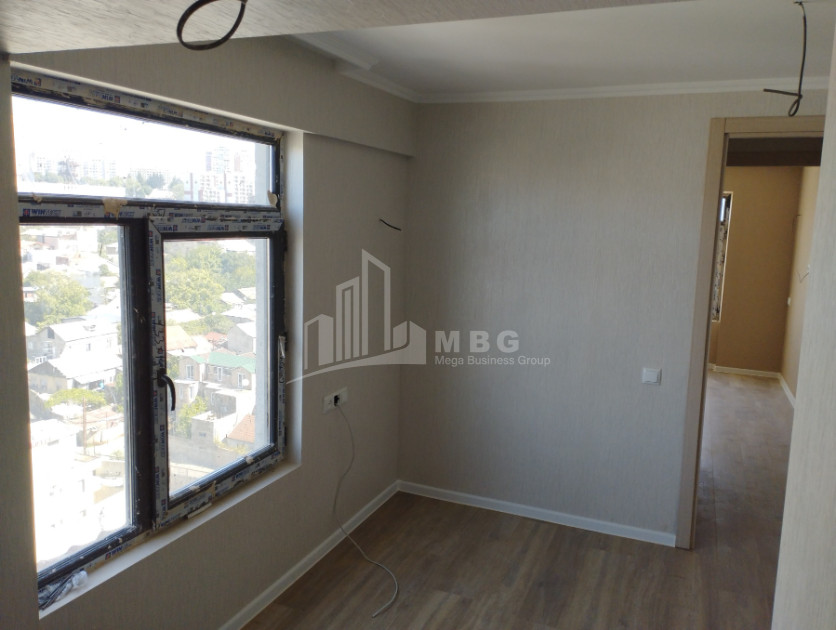 For Sale Flat, in Metromsheni