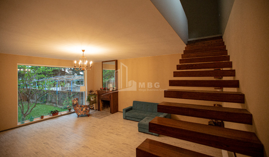 For Sale House - Villa, in Okrokana