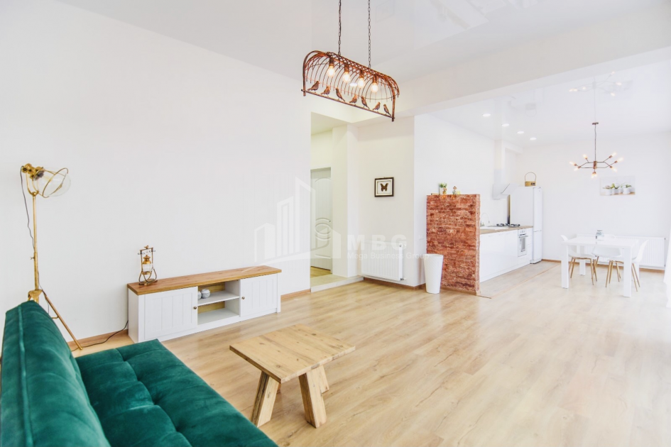 For Sale House - Villa, in Tkhinvali