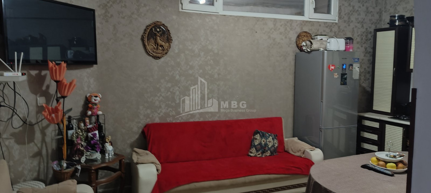 For Sale Flat, in Okros ubani