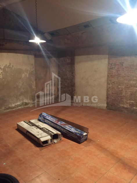 For Rent Витражный фасад Commercial, in Sololaki