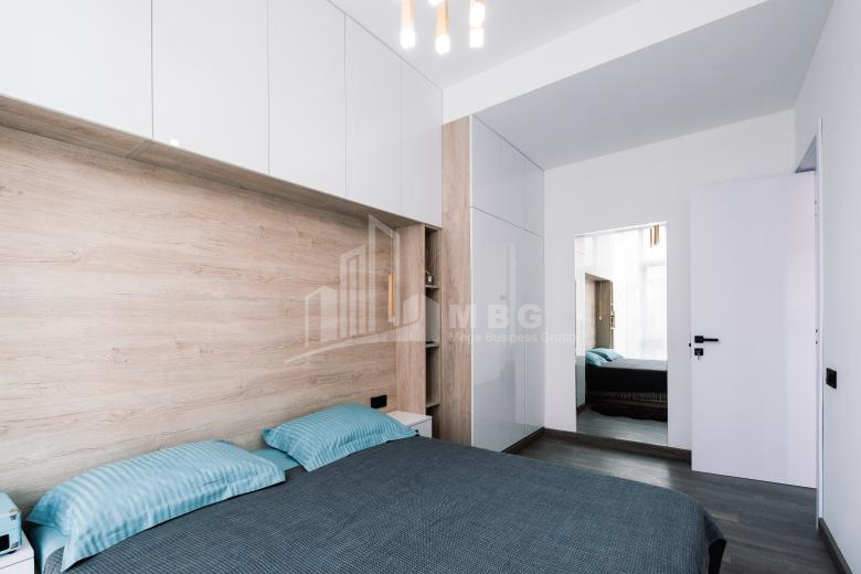 For Sale Flat, in Bagebi