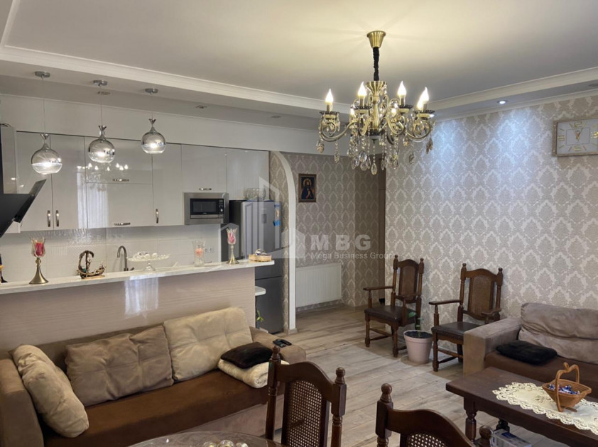 For Sale Flat, in Gldani Massive