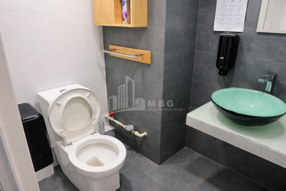 Продается Коммерческий Пекини авеню Сабуртало Сабуртальский Район Тбилиси