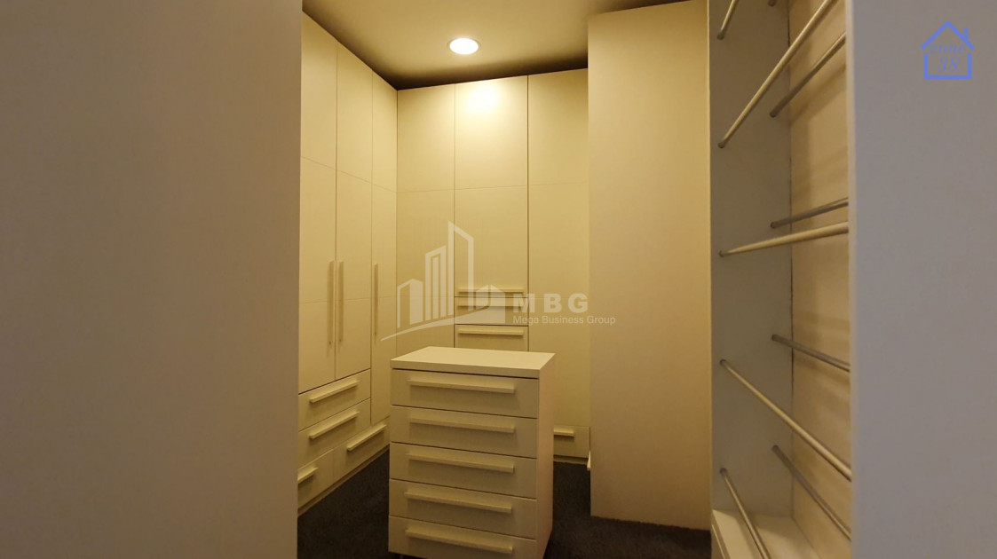 Продается Квартира, в Сололаки