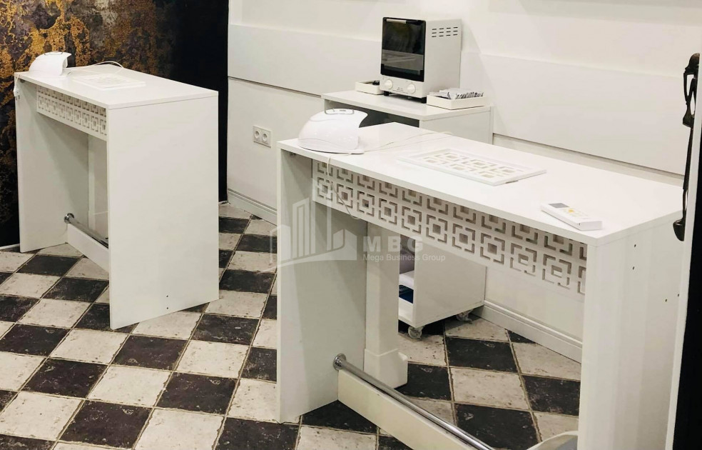 For Sale Витражный фасад Commercial, in Saburtalo