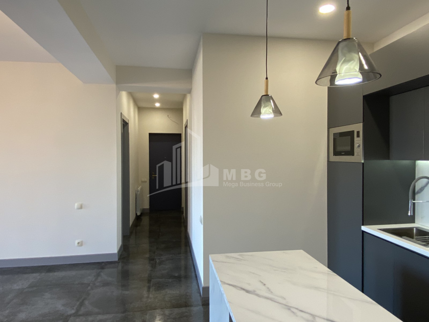 For Sale Flat, in Zemo Vera