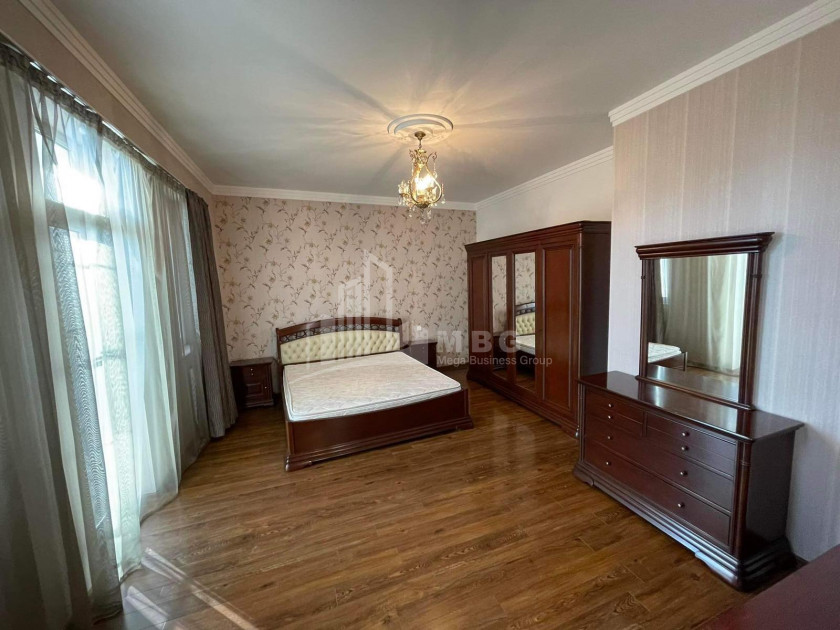 For Rent Flat, in Mtatsminda