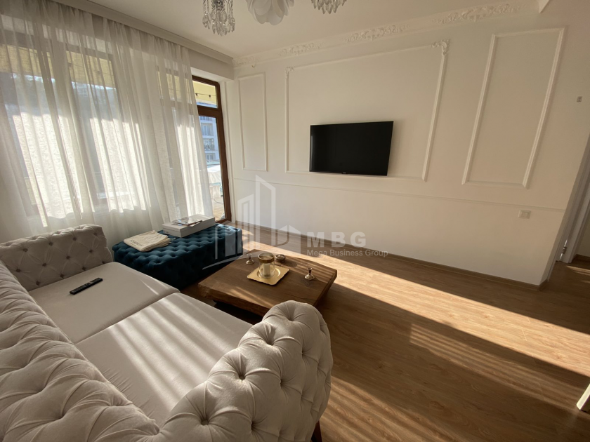 For Sale Flat, in Bagebi