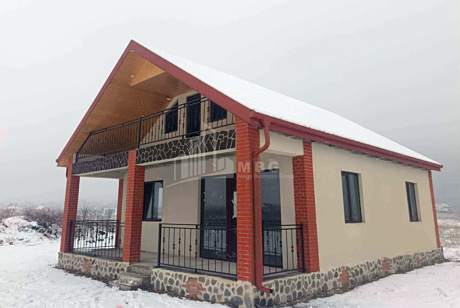 იყიდება სახლი - აგარაკი არაგვისპირში, დუშეთი