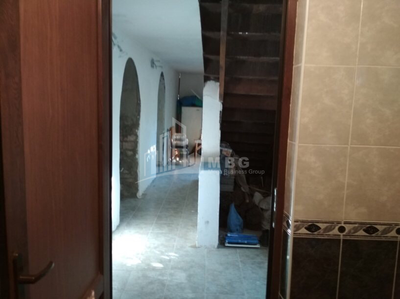 For Sale House - Villa, in Easter Easter