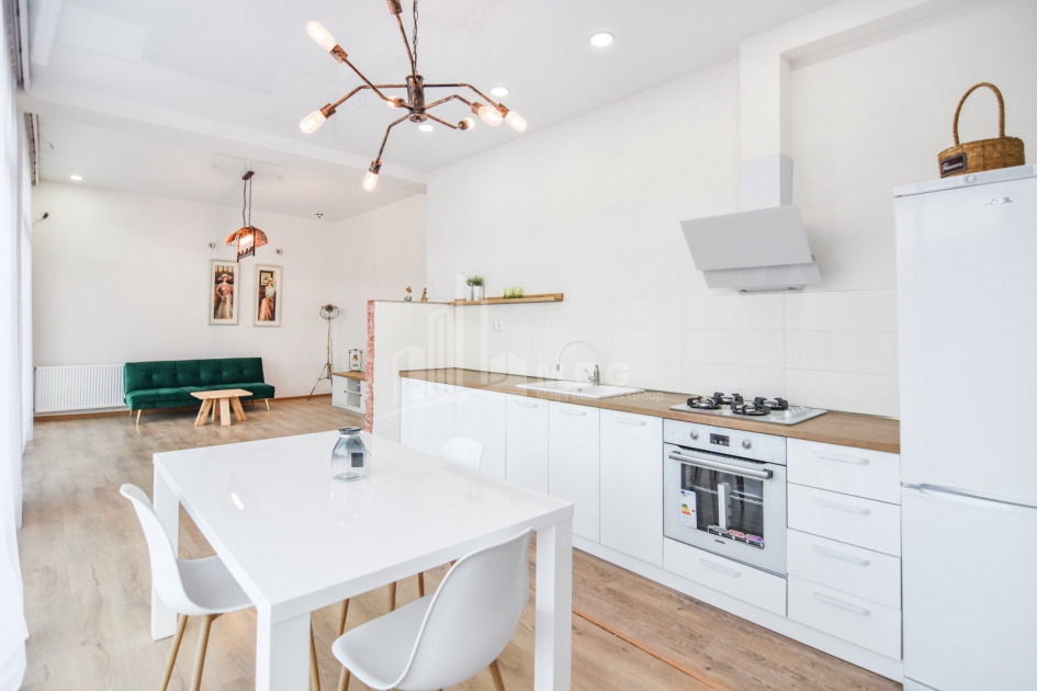 For Sale House - Villa, in Tkhinvali