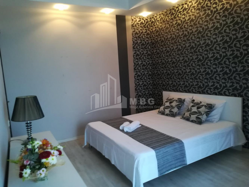 For Sale Flat, in Zemo Vera