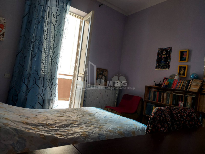 For Sale Flat, in Nutsubidze micro-districts (I-V)