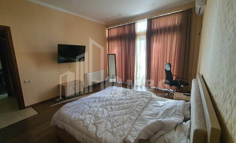 For Rent House - Villa, in Vake