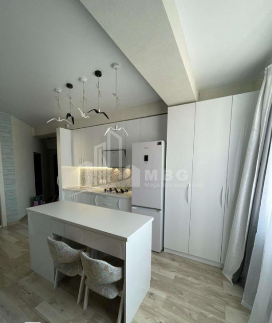 იყიდება ბინა, დიღმის ველი