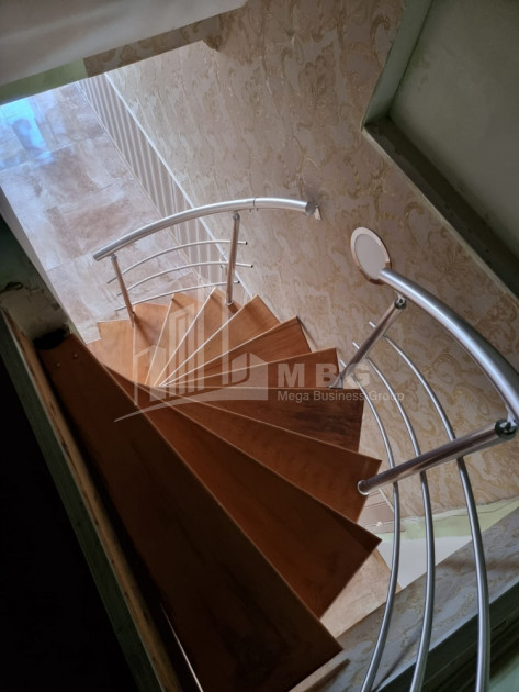 For Sale Building Commercial, in Isani