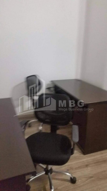 For Rent Витражный фасад Commercial, in Sololaki