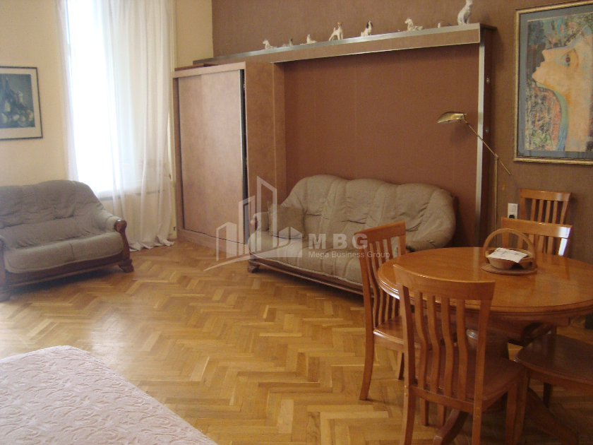 Продается Квартира, в Сололаки