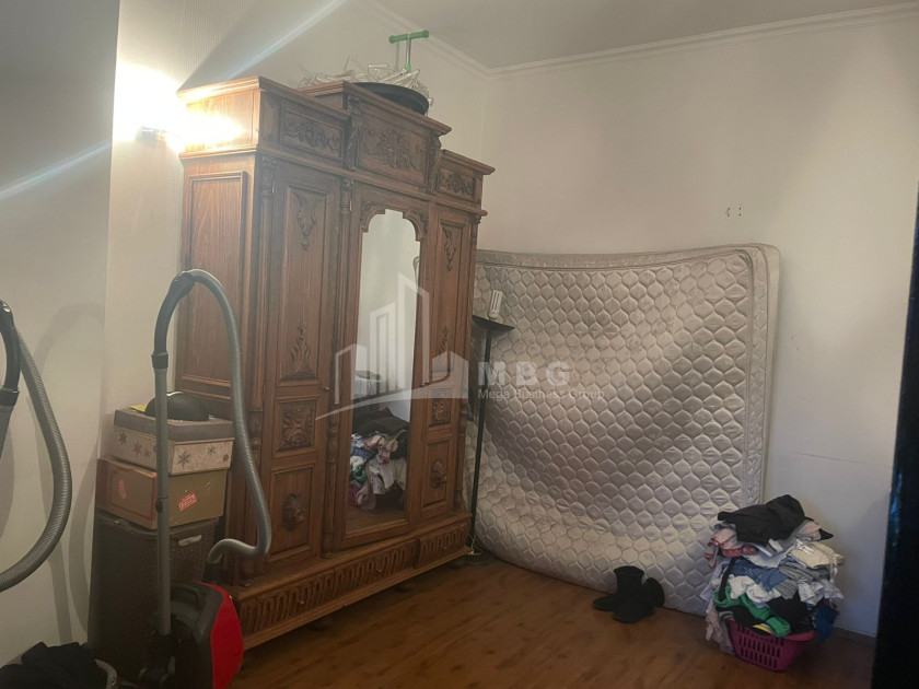 იყიდება ბინა, დიღმის მასივი