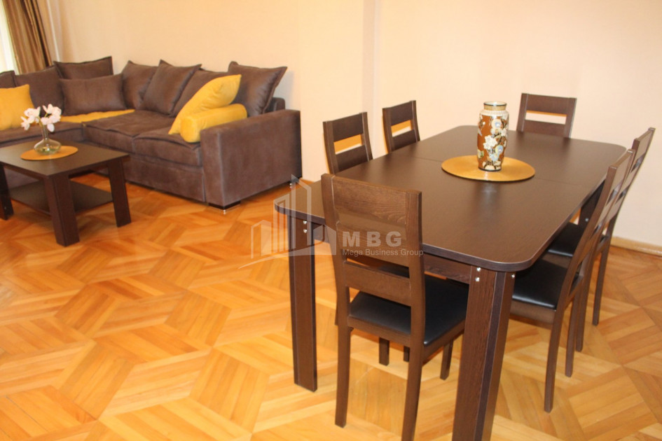 В аренду Квартира, в Ваке Район