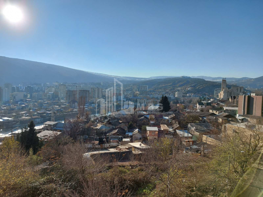 For Sale Flat, in Isani District