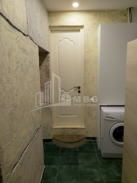 For Sale Flat, in Isani