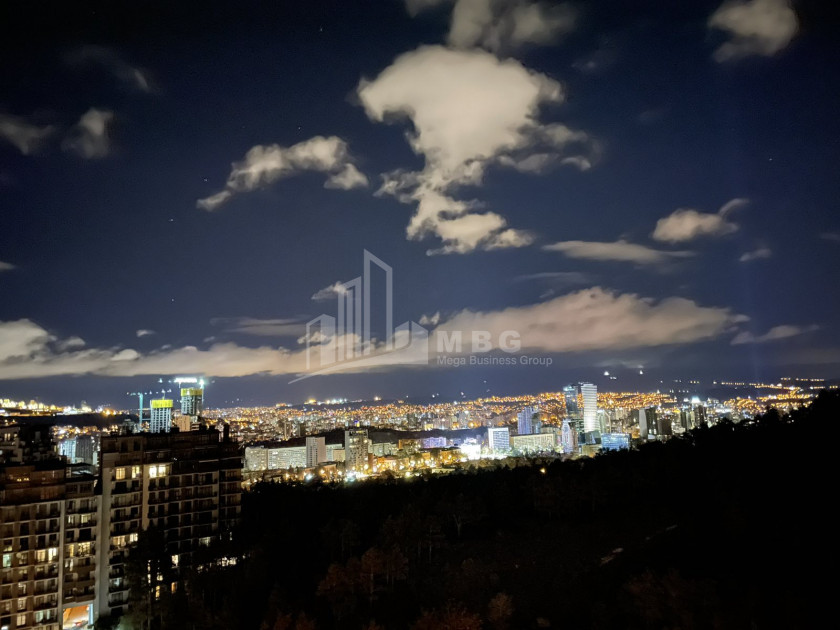 Продается Квартира, в Ваке