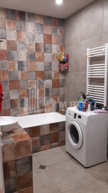 For Sale Flat, in Vake