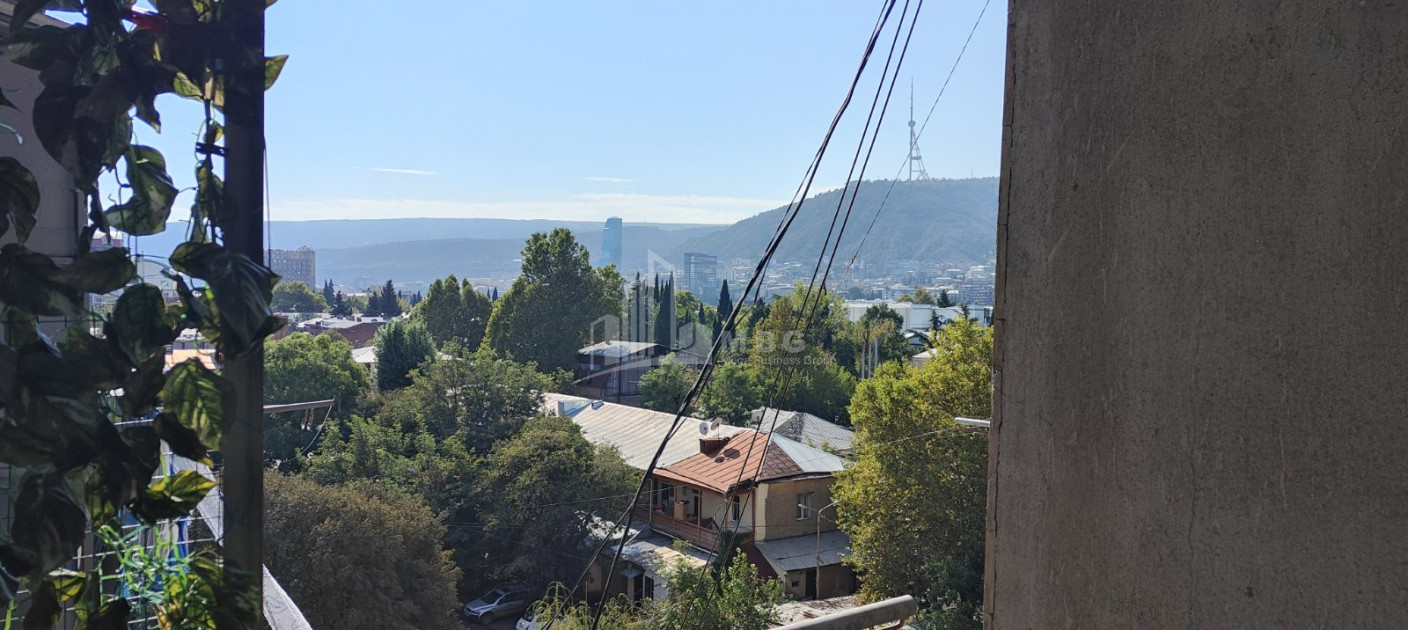 For Sale Flat, in Okros ubani