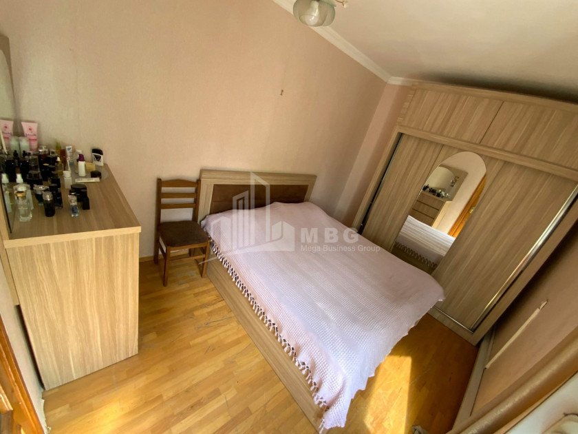 For Sale Flat, in Gldani Massive