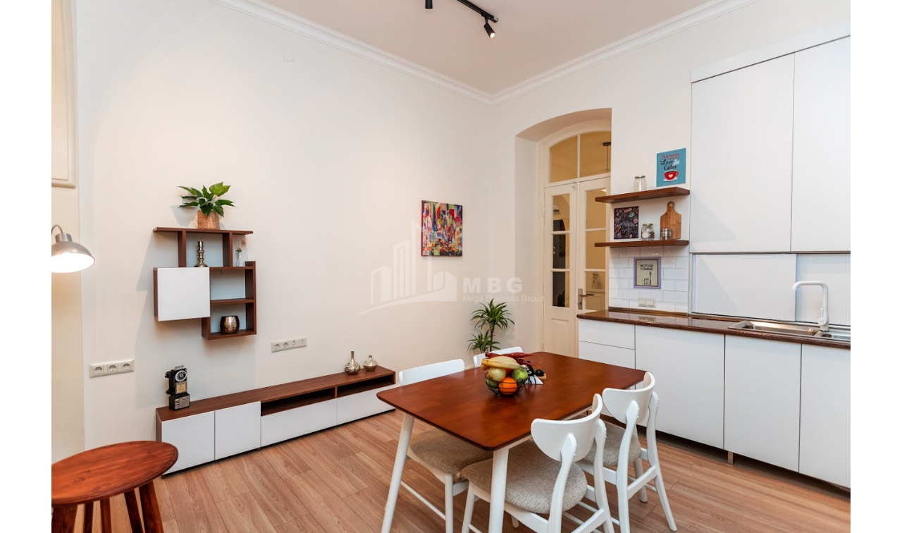 Продается Квартира, в Сололаки