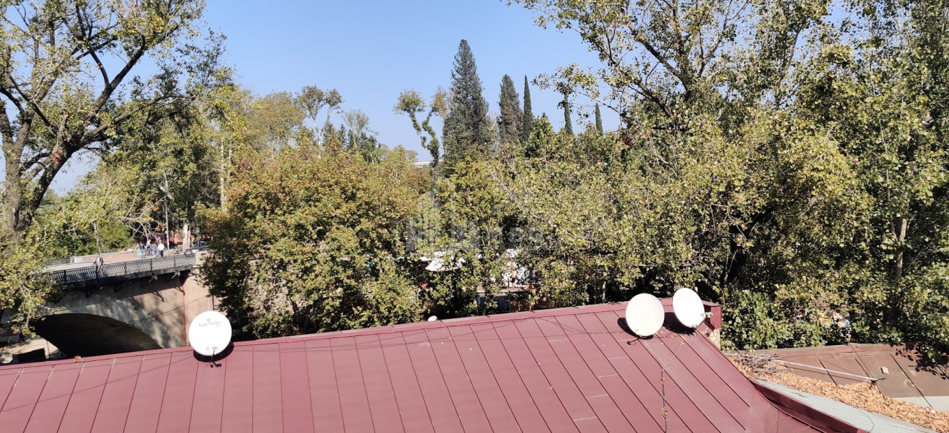 For Sale Flat, in Mtatsminda District