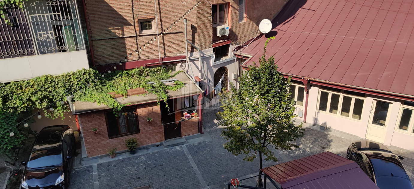 For Sale Flat, in Mtatsminda District