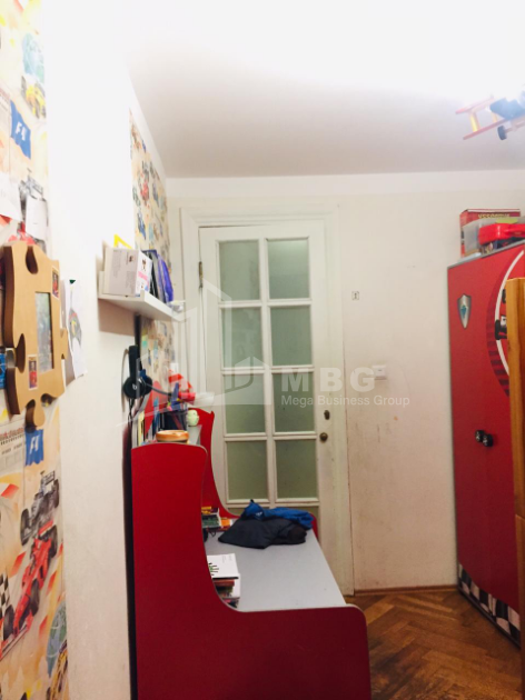 For Sale Flat, in Mtatsminda