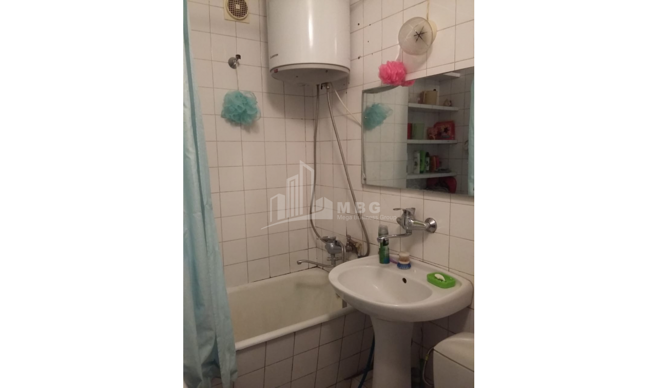 For Sale Flat, in Nutsubidze micro-districts (I-V)