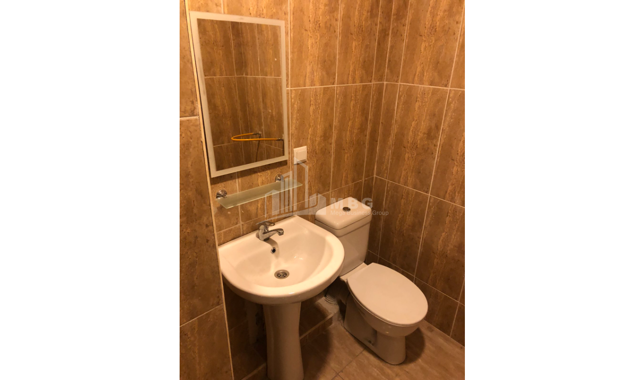 For Sale Flat, in Isani District