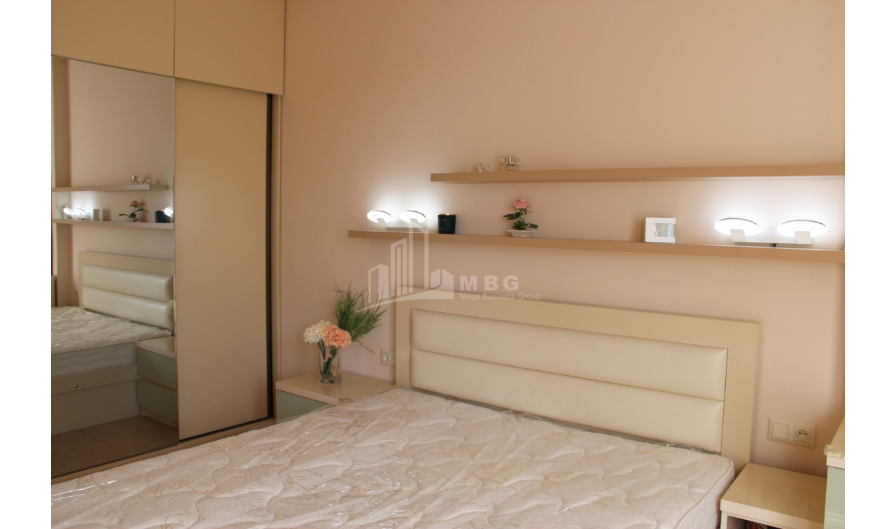 For Sale Flat, in Nutsubidze micro-districts (I-V)