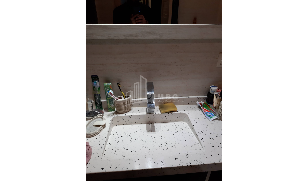 For Sale Flat, in Bagebi