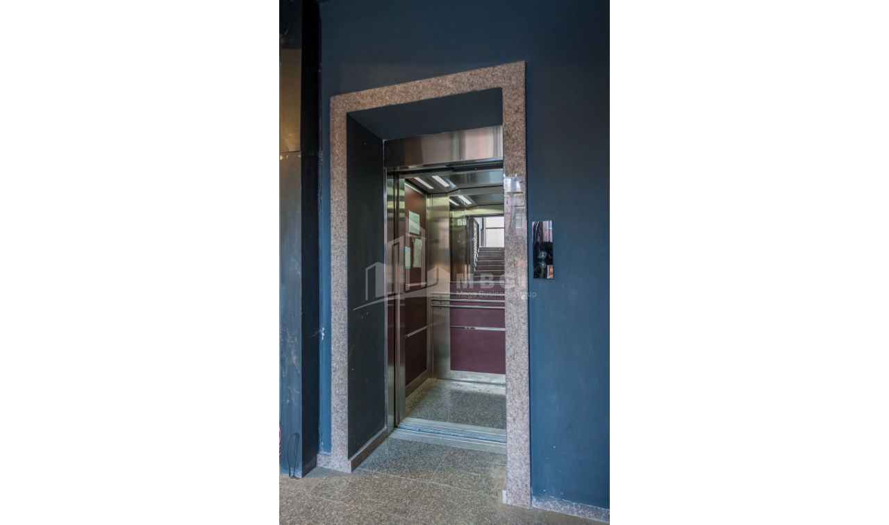 For Sale Flat, in Vake