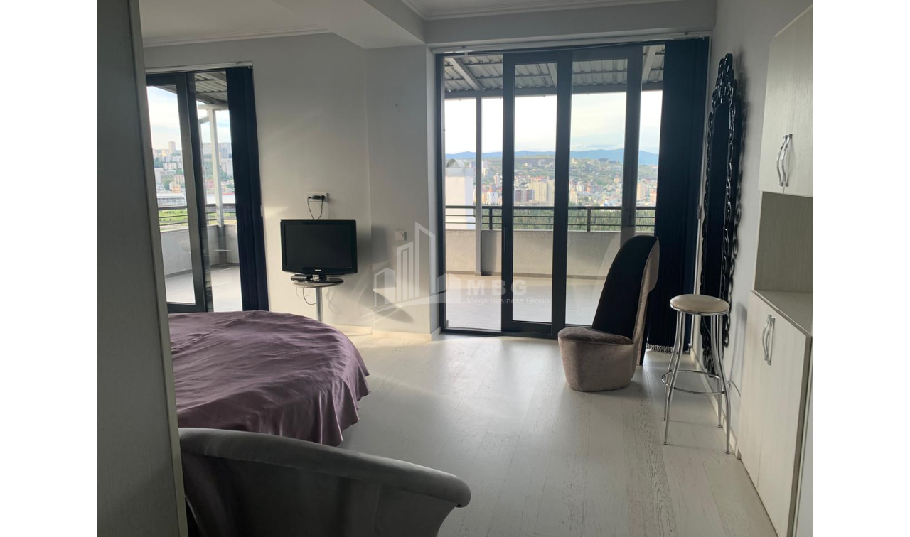 For Sale Flat, in Vake