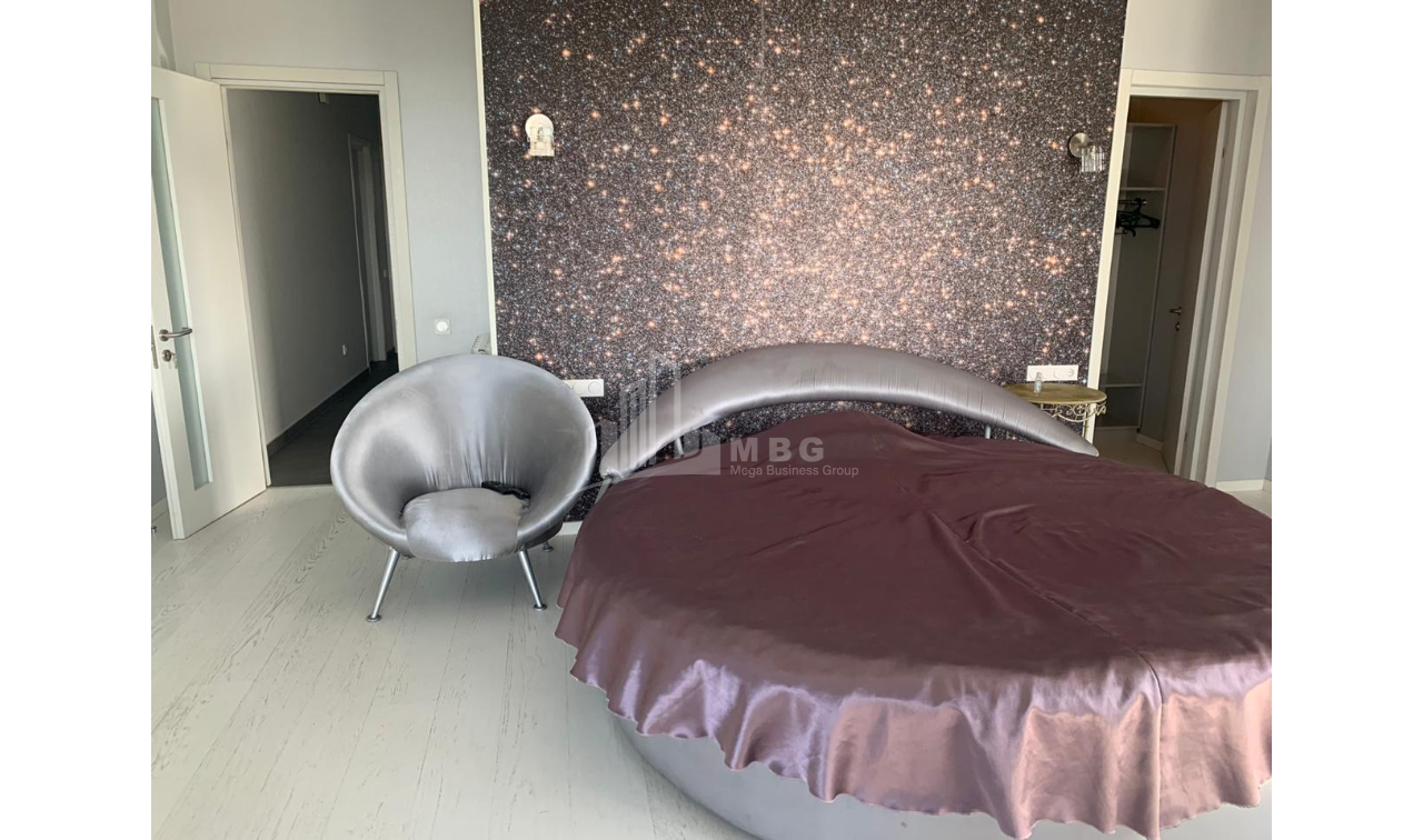 For Sale Flat, in Vake