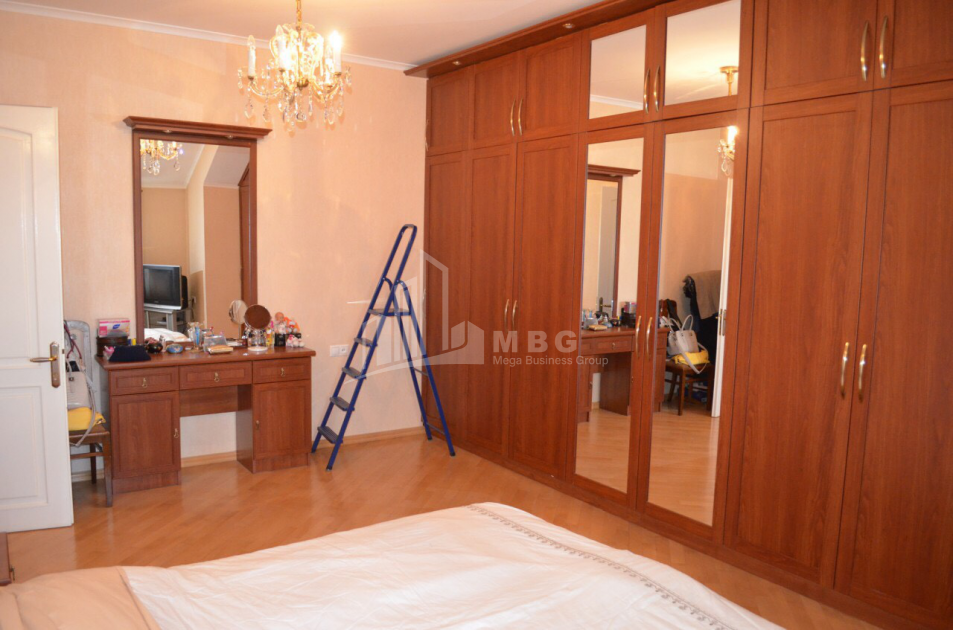 For Sale Flat, in Vake