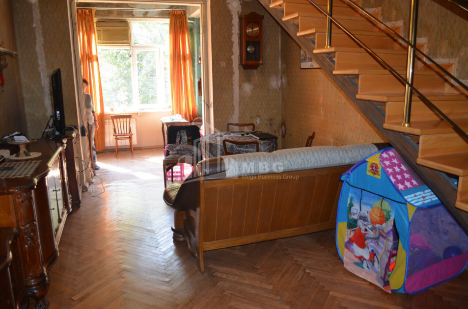 For Sale Flat, in Vake