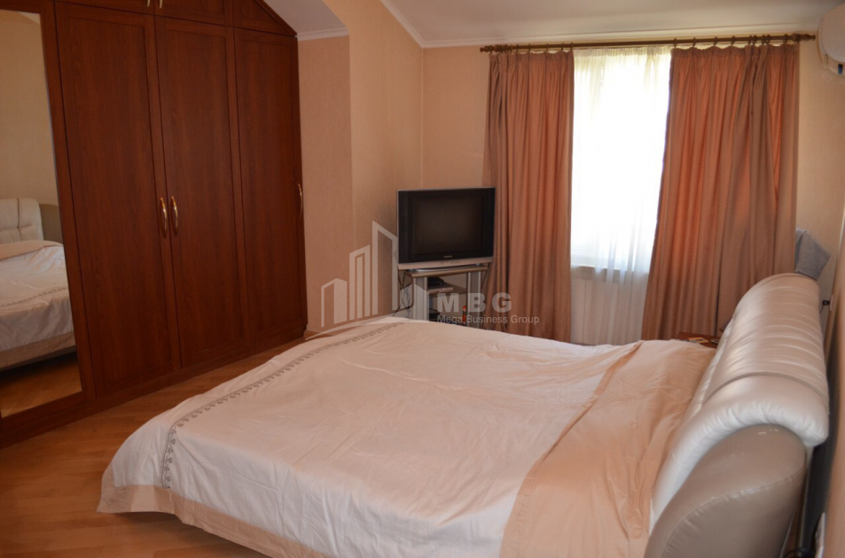 For Sale Flat, in Vake